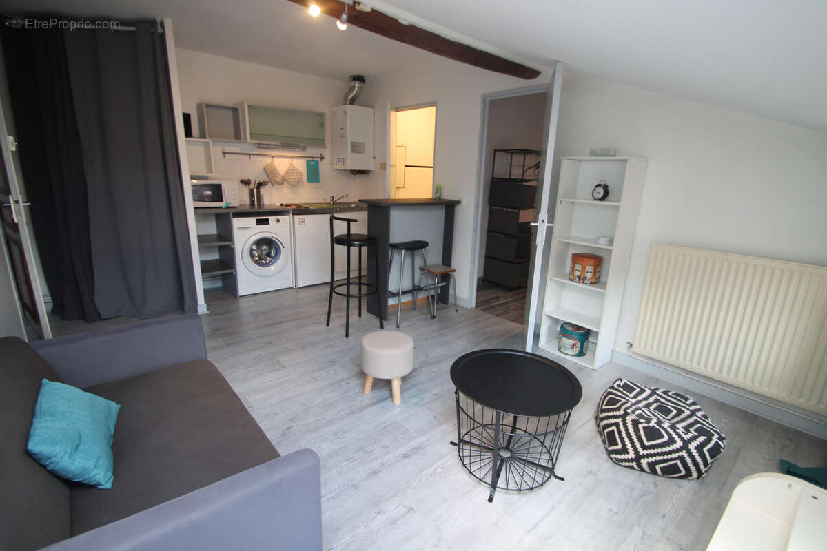 Appartement à SAINT-ETIENNE