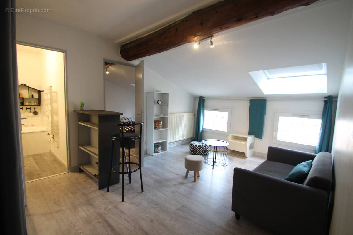 Appartement à SAINT-ETIENNE