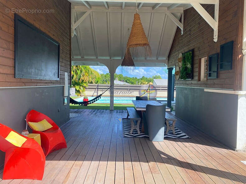 Maison à SAINTE-ANNE