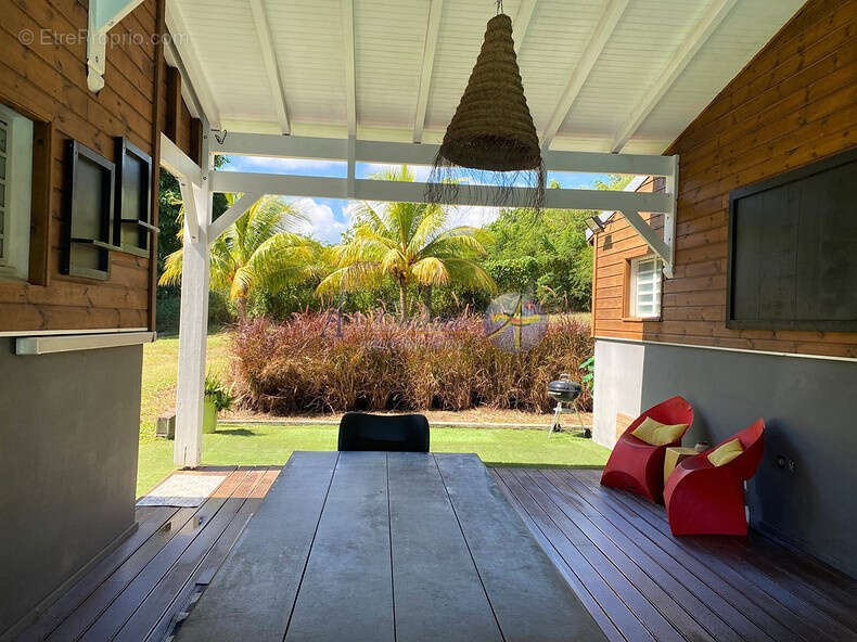 Maison à SAINTE-ANNE