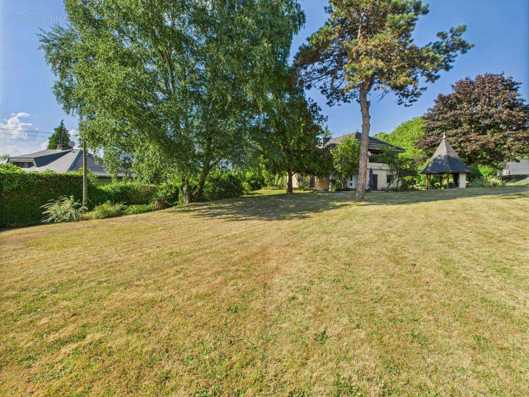 Maison à SAINTE-HELENE-DU-LAC