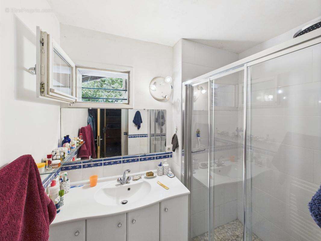 Maison à SAINTE-HELENE-DU-LAC