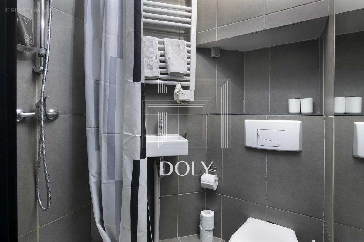 Appartement à PARIS-10E