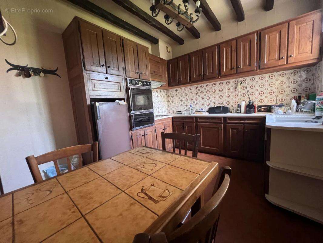 Maison à LES CLAYES-SOUS-BOIS