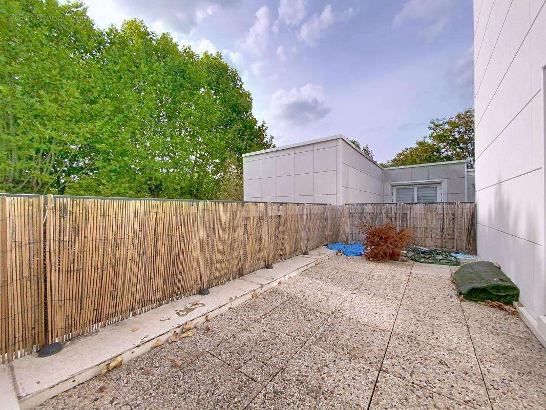 Appartement à MONTIGNY-LE-BRETONNEUX