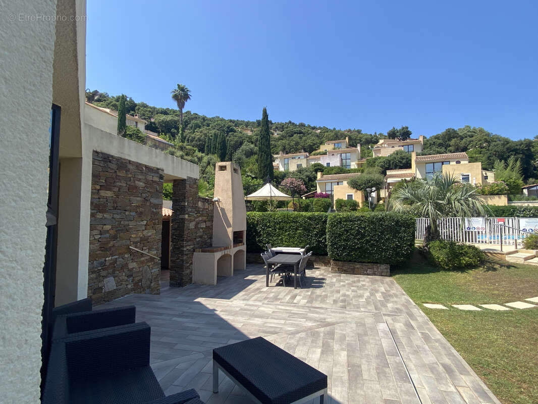 Maison à LA LONDE-LES-MAURES