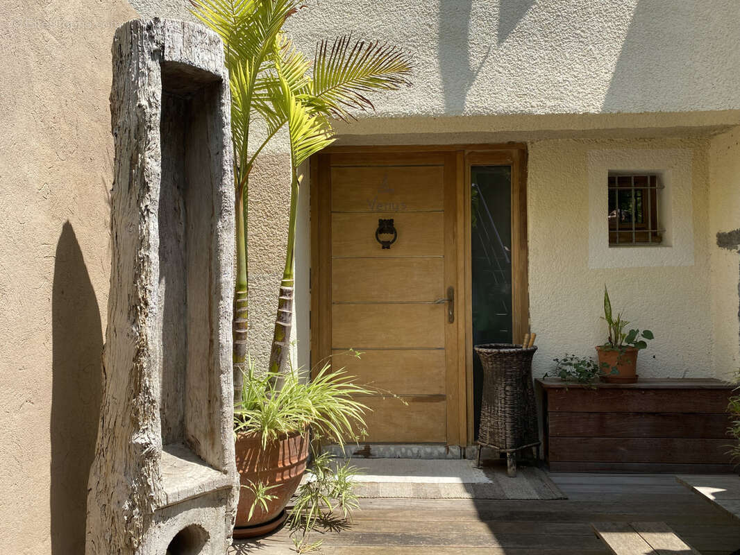Maison à LA LONDE-LES-MAURES