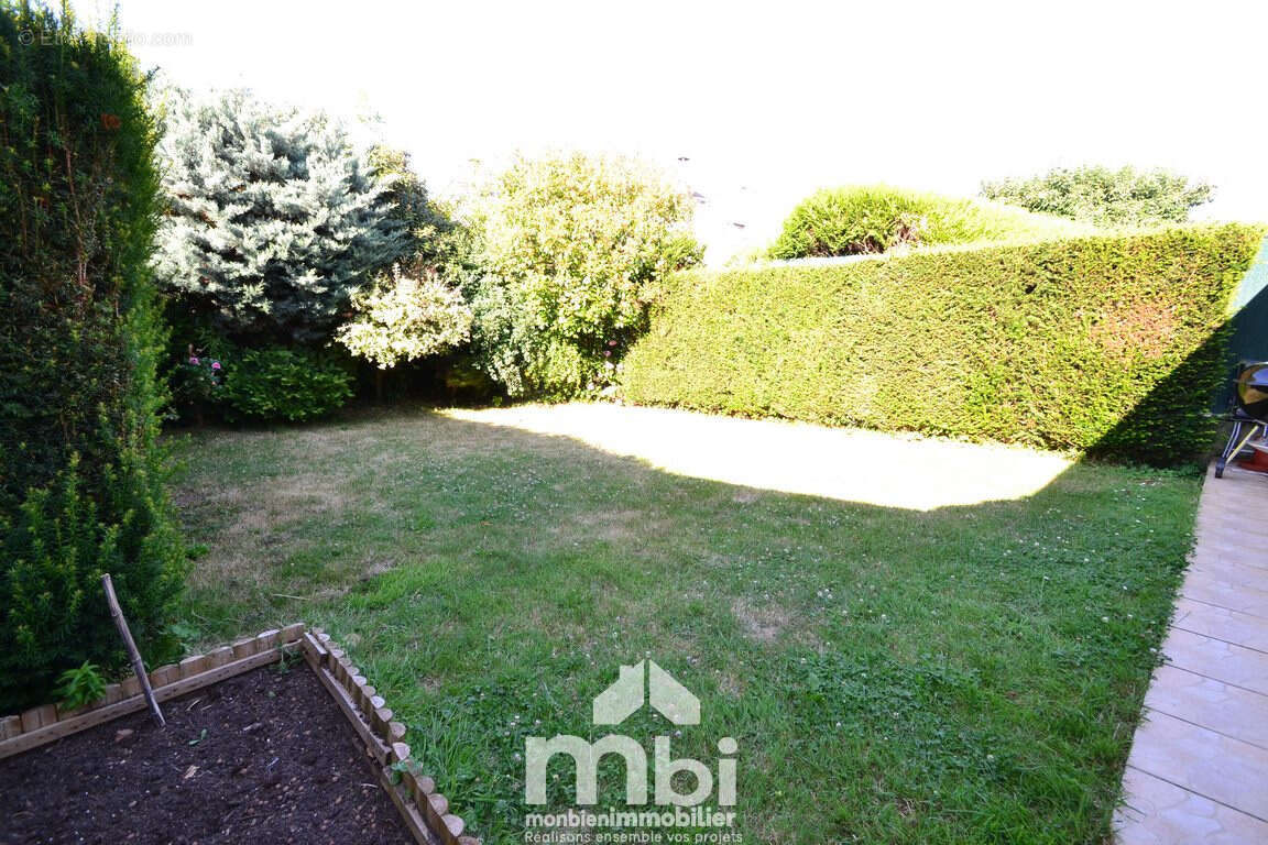 Maison à MARLY-LA-VILLE