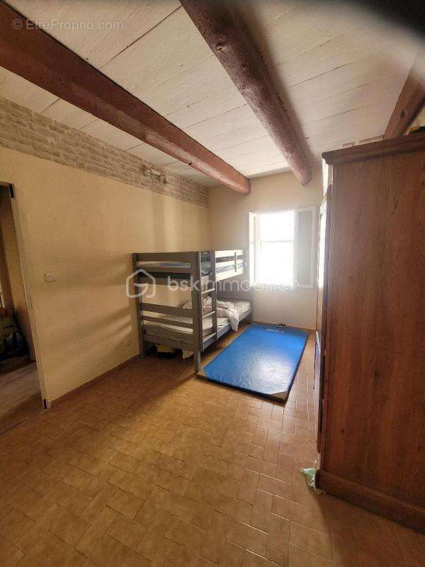 Maison à SAINT-GILLES