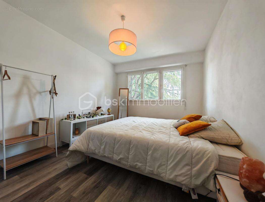 Appartement à BILLERE