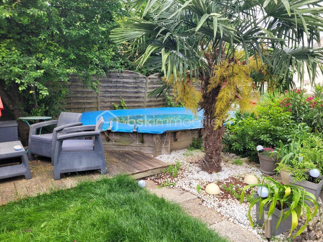 Maison à CLAYE-SOUILLY