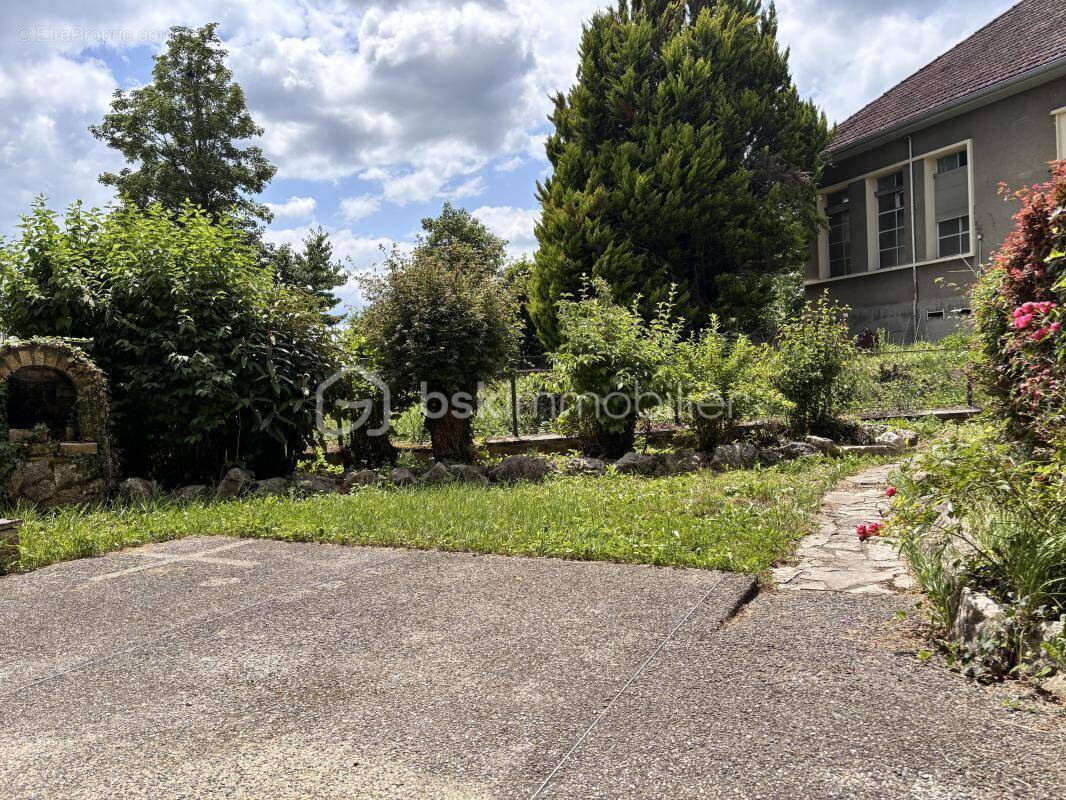 Appartement à CULOZ