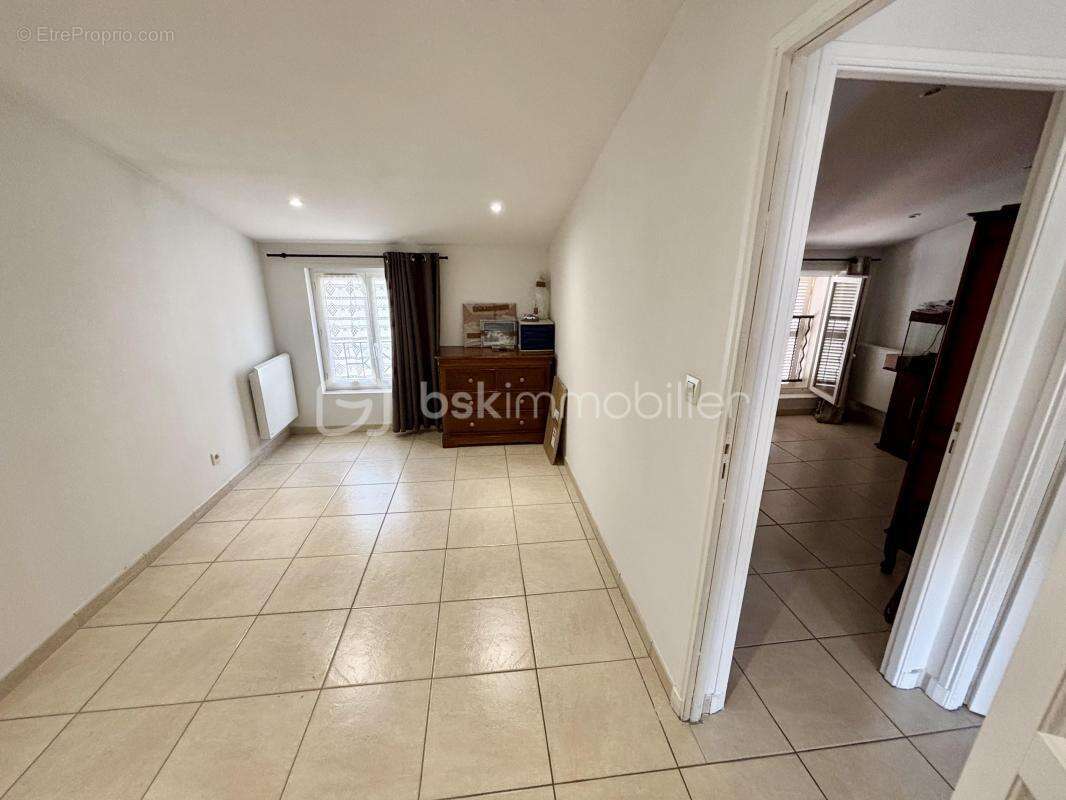 Appartement à TRANS-EN-PROVENCE