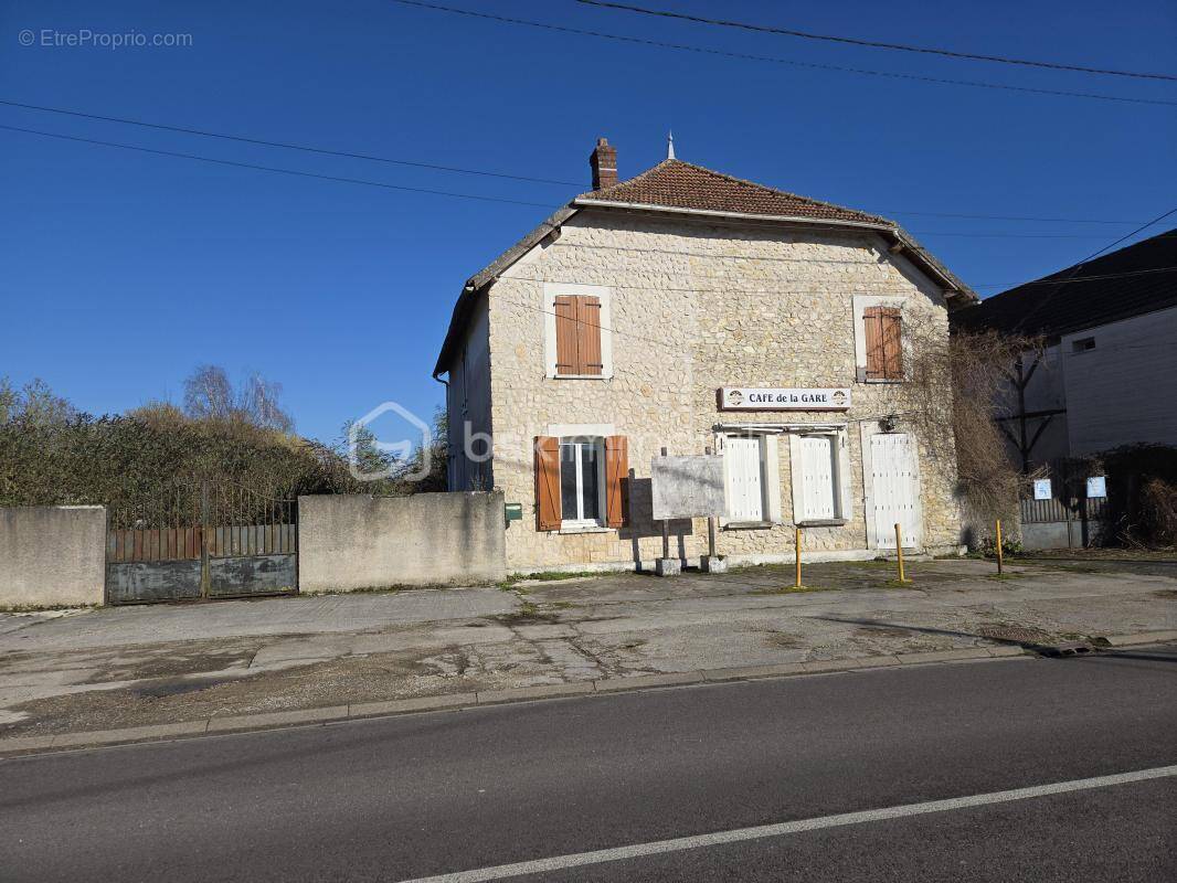 Appartement à DONNEMARIE-DONTILLY