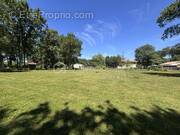 Terrain à SAINT-JEAN-D&#039;ILLAC