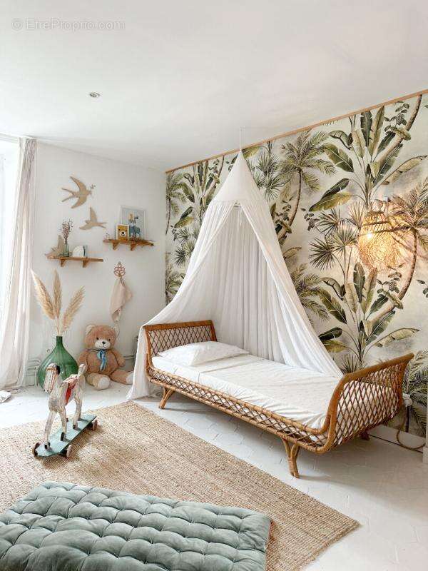 Maison à SAINTE-MAURE-DE-TOURAINE