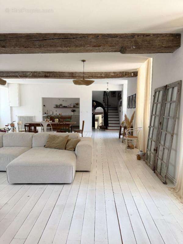 Maison à SAINTE-MAURE-DE-TOURAINE