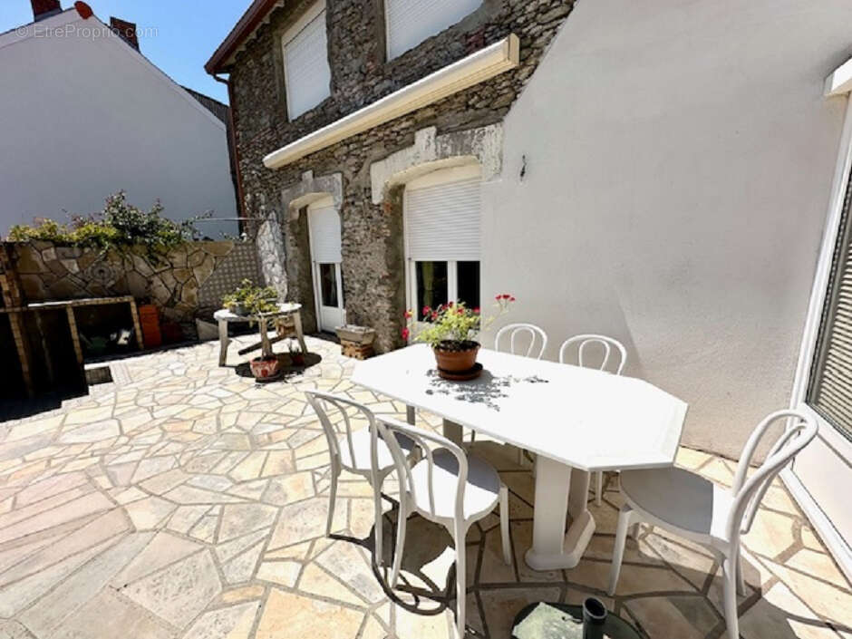 Maison à PREFAILLES