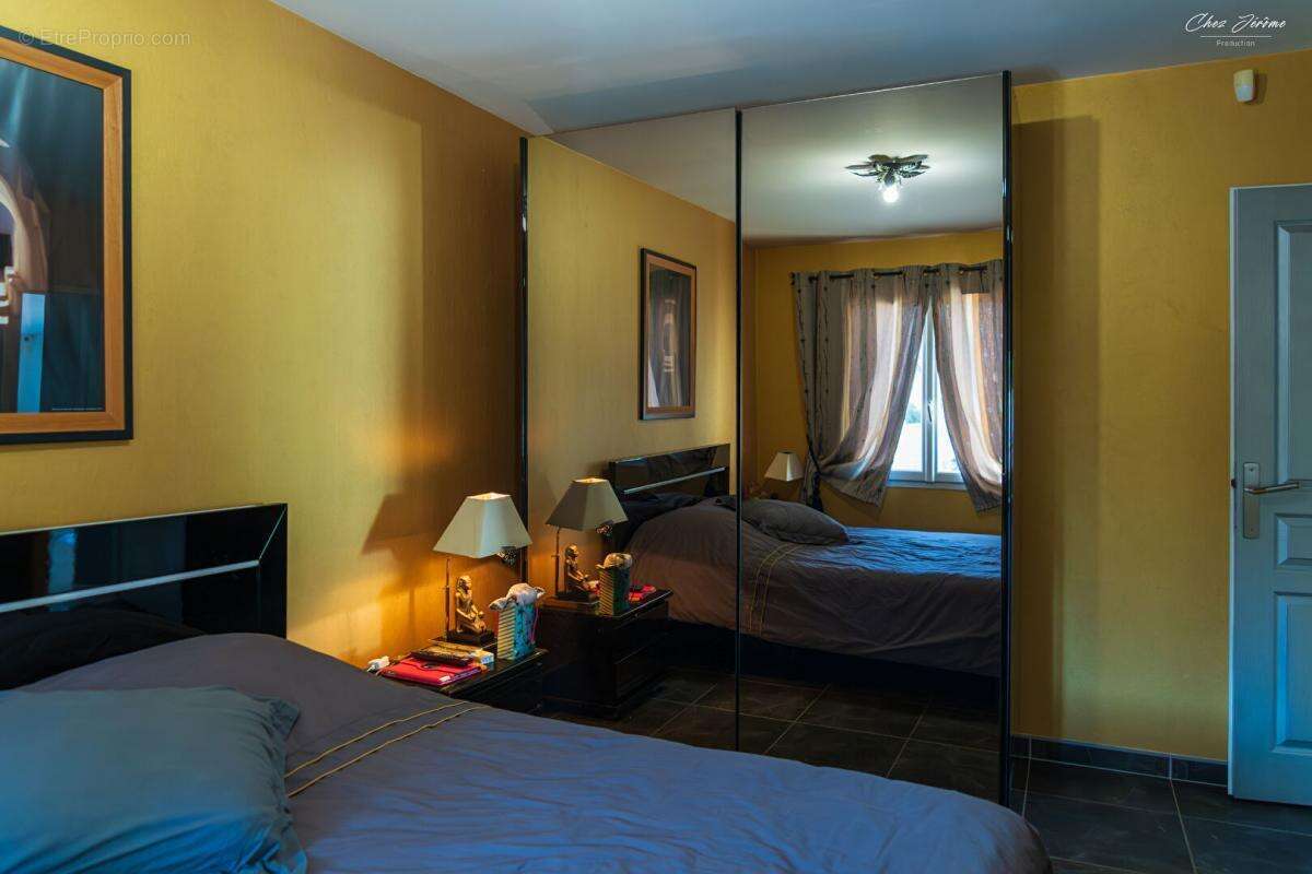 Maison à NOTRE-DAME-D&#039;OE