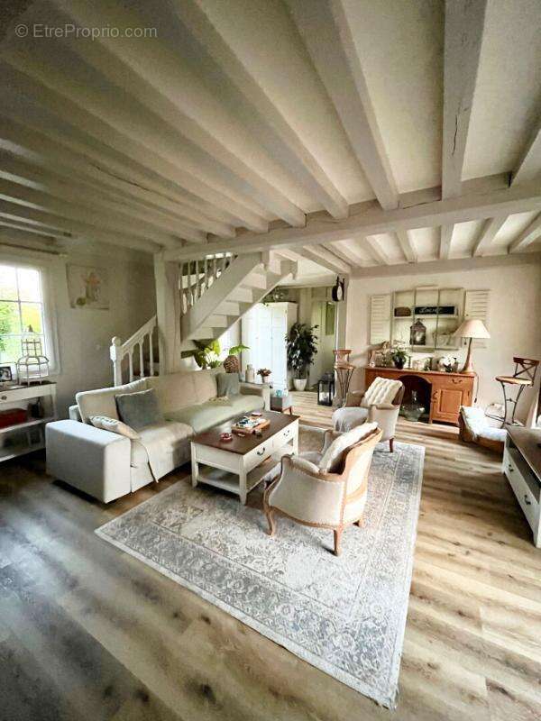 Maison à PONT-L&#039;EVEQUE