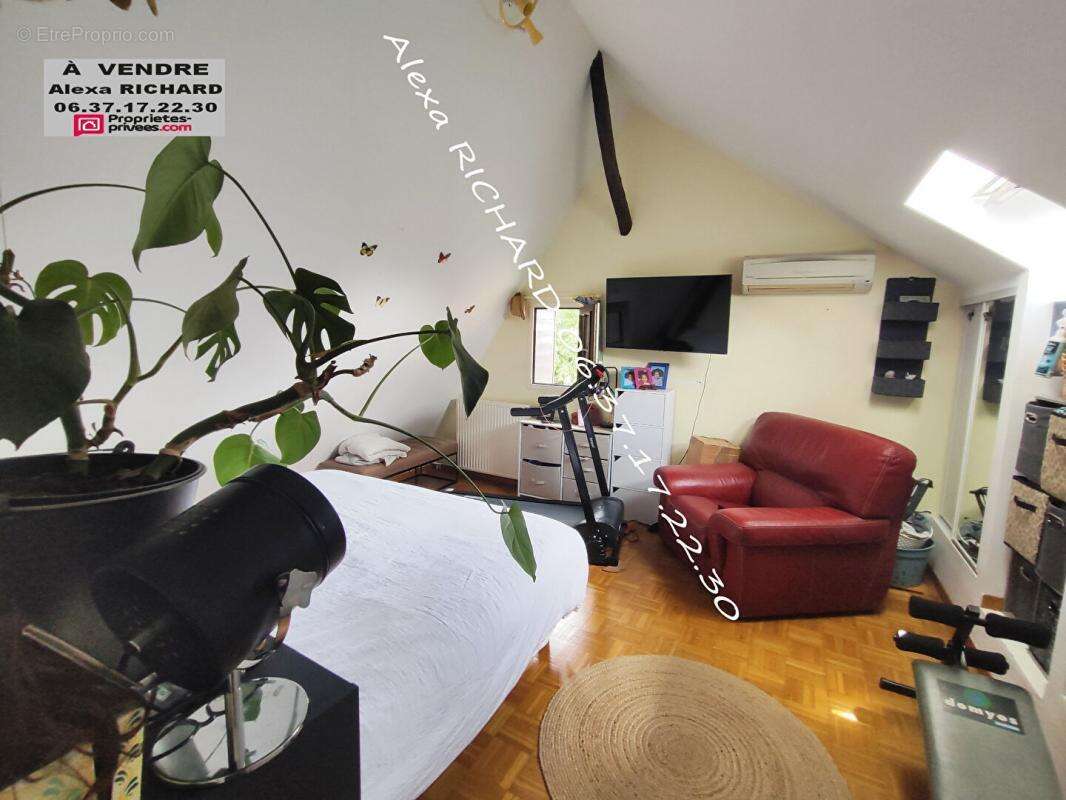 Maison à BERVILLE-LA-CAMPAGNE