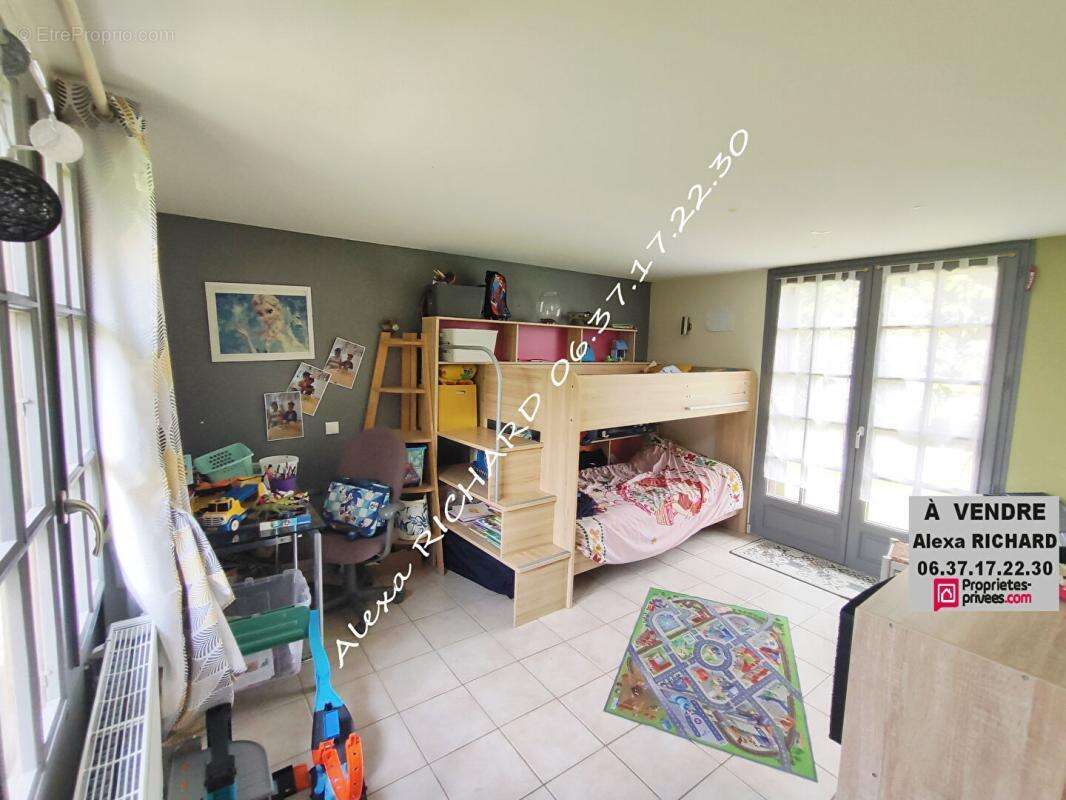 Maison à BERVILLE-LA-CAMPAGNE