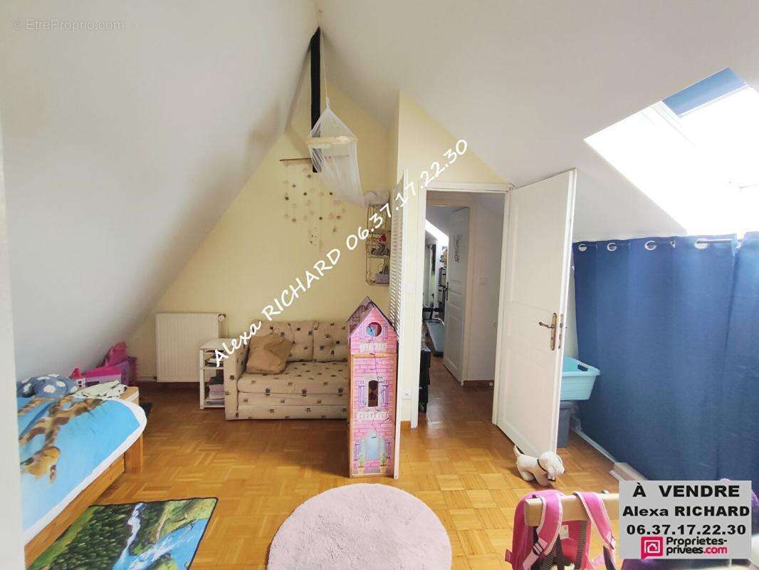 Maison à BERVILLE-LA-CAMPAGNE