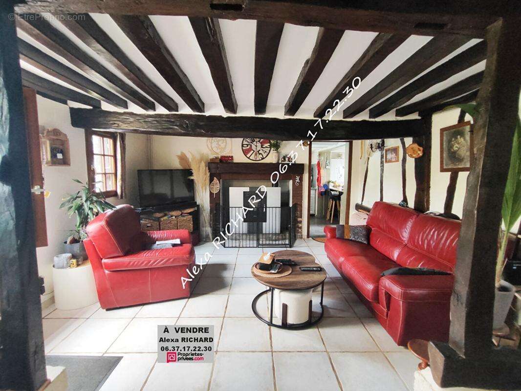 Maison à BERVILLE-LA-CAMPAGNE