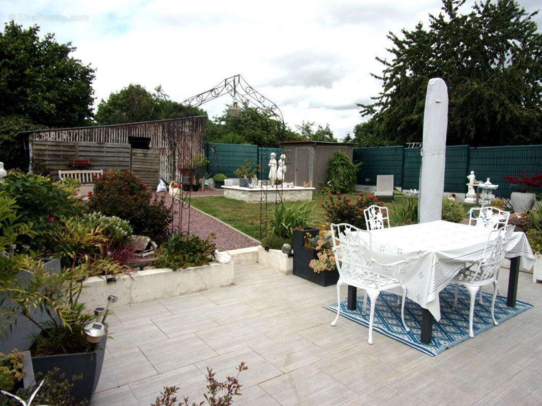 Maison à BOISSET-LES-PREVANCHES