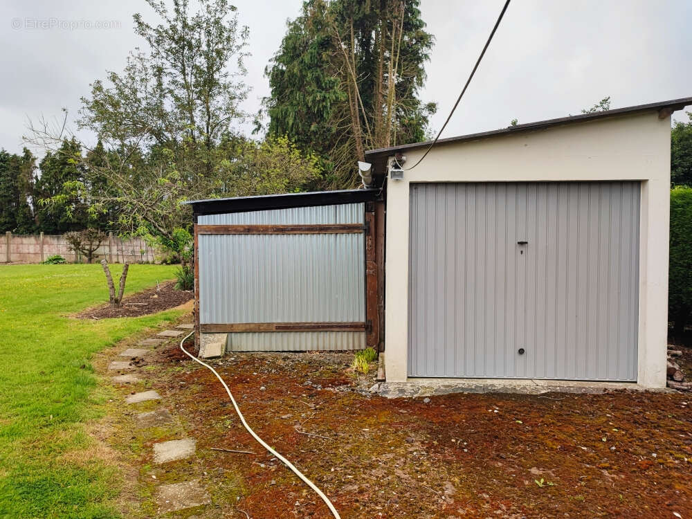 Maison à SAINT-VRAN