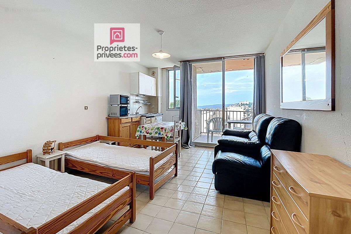 Appartement à GREOUX-LES-BAINS