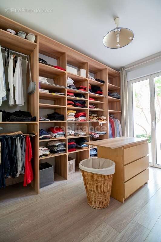 Maison à PEZILLA-LA-RIVIERE