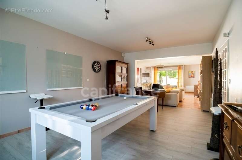 Maison à PEZILLA-LA-RIVIERE