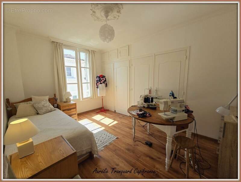 Maison à SAINT-JEAN-D'ANGELY