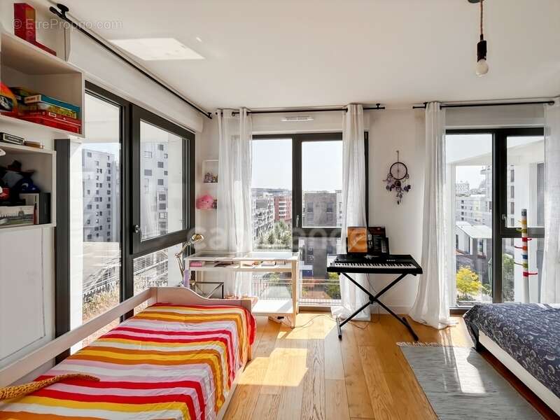 Appartement à ASNIERES-SUR-SEINE