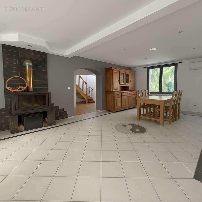 Maison à CRE