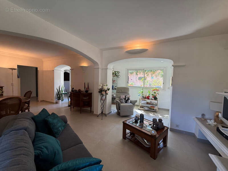 Maison à SAINT-RAPHAEL