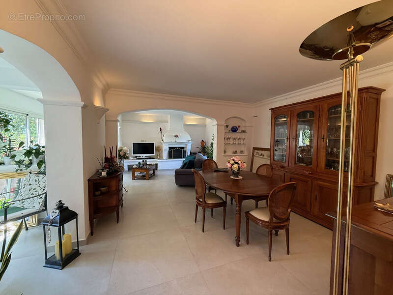 Maison à SAINT-RAPHAEL