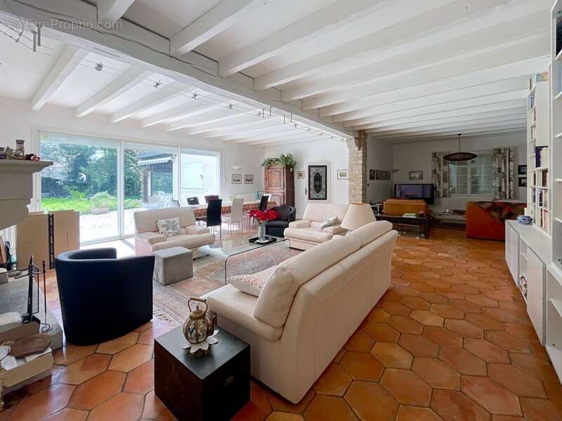 Maison à LA ROCHELLE