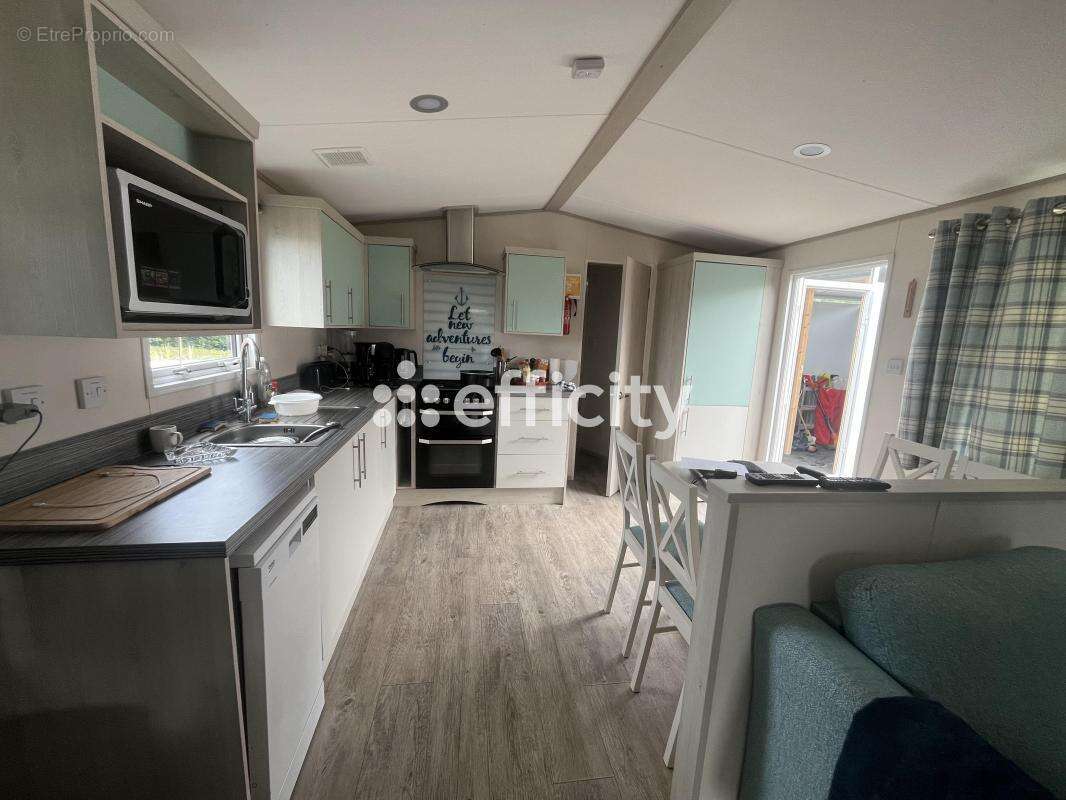 Maison à OUISTREHAM