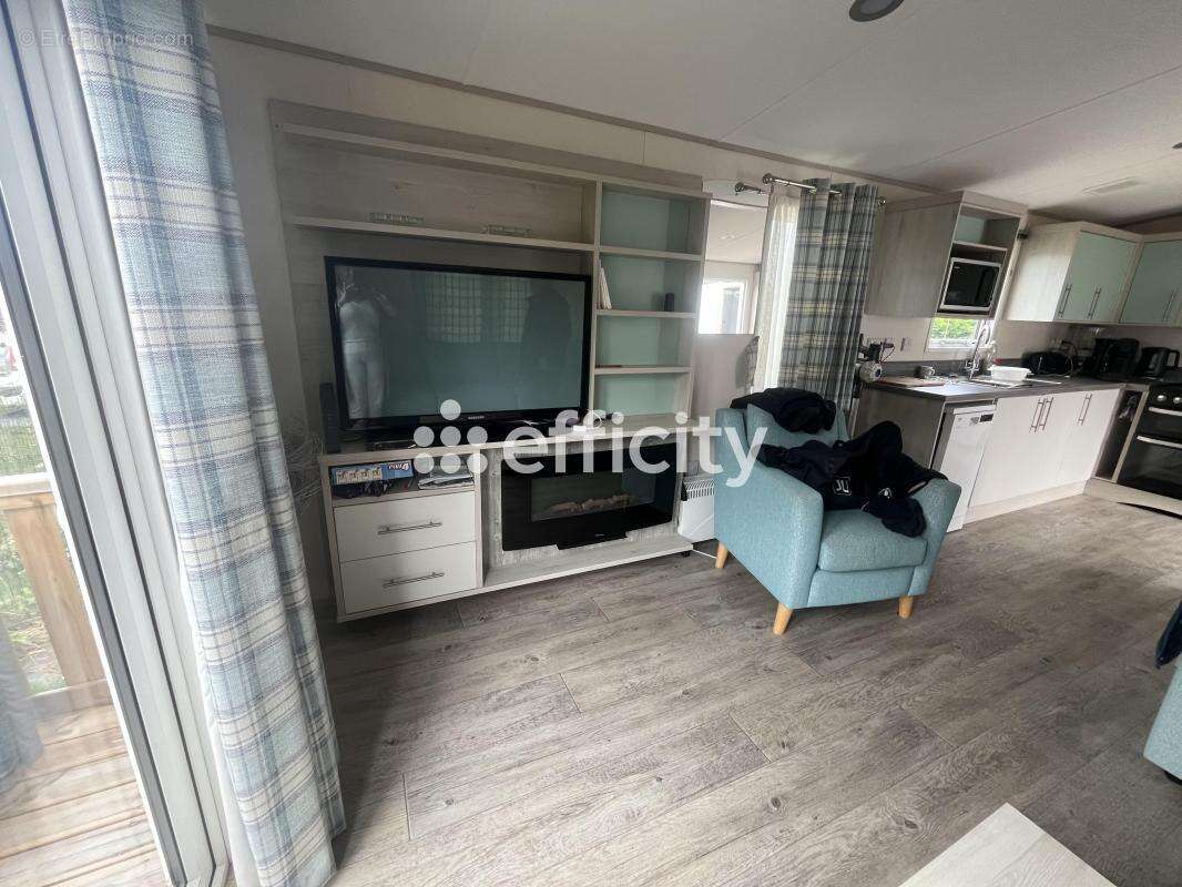 Maison à OUISTREHAM