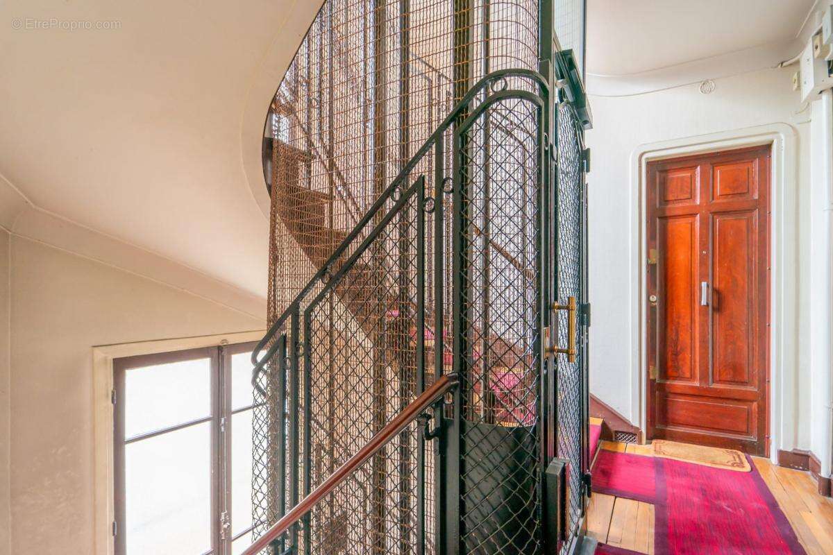 Appartement à ASNIERES-SUR-SEINE