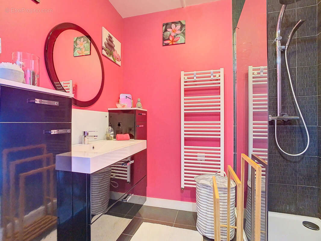 Appartement à SAINT-JEAN-DE-LA-RIVIERE