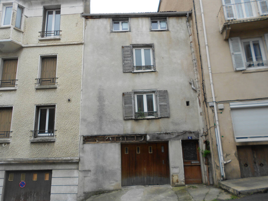 Appartement à THIERS