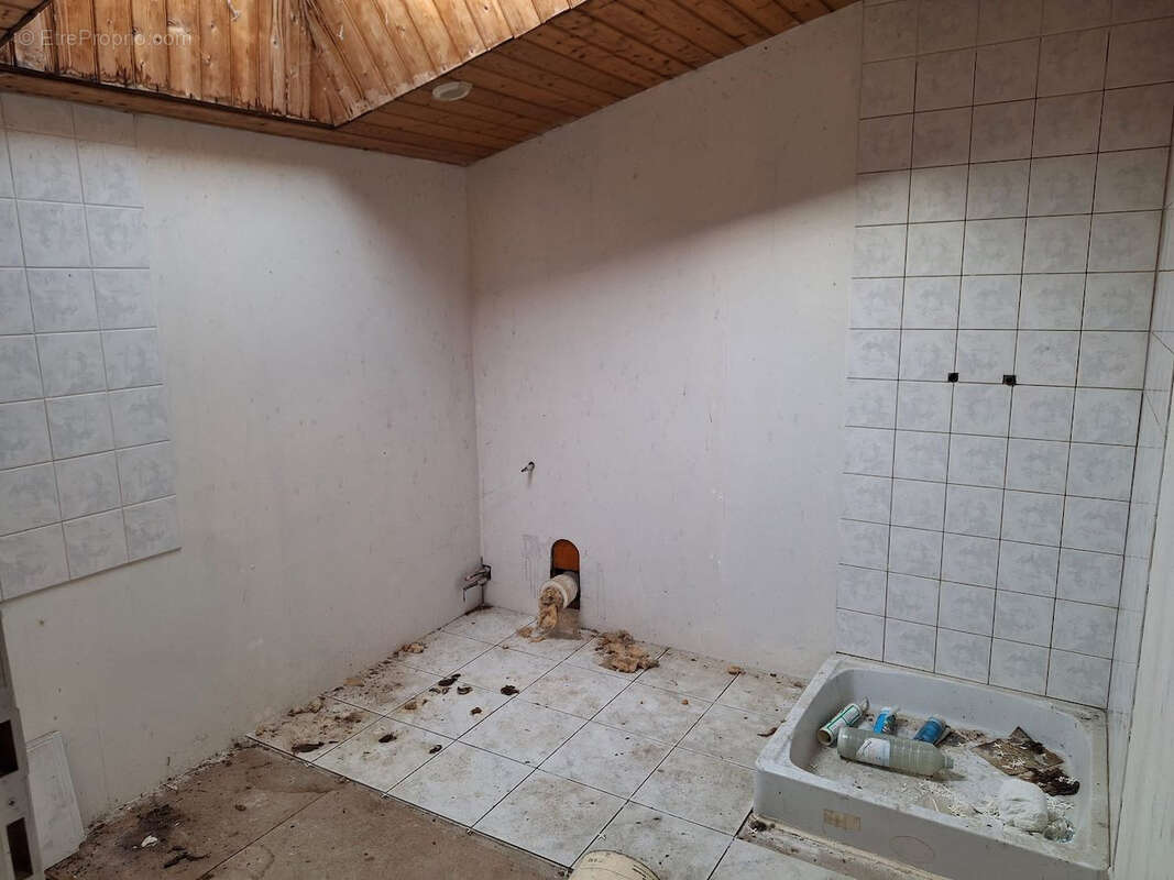 Maison à BOURNEZEAU