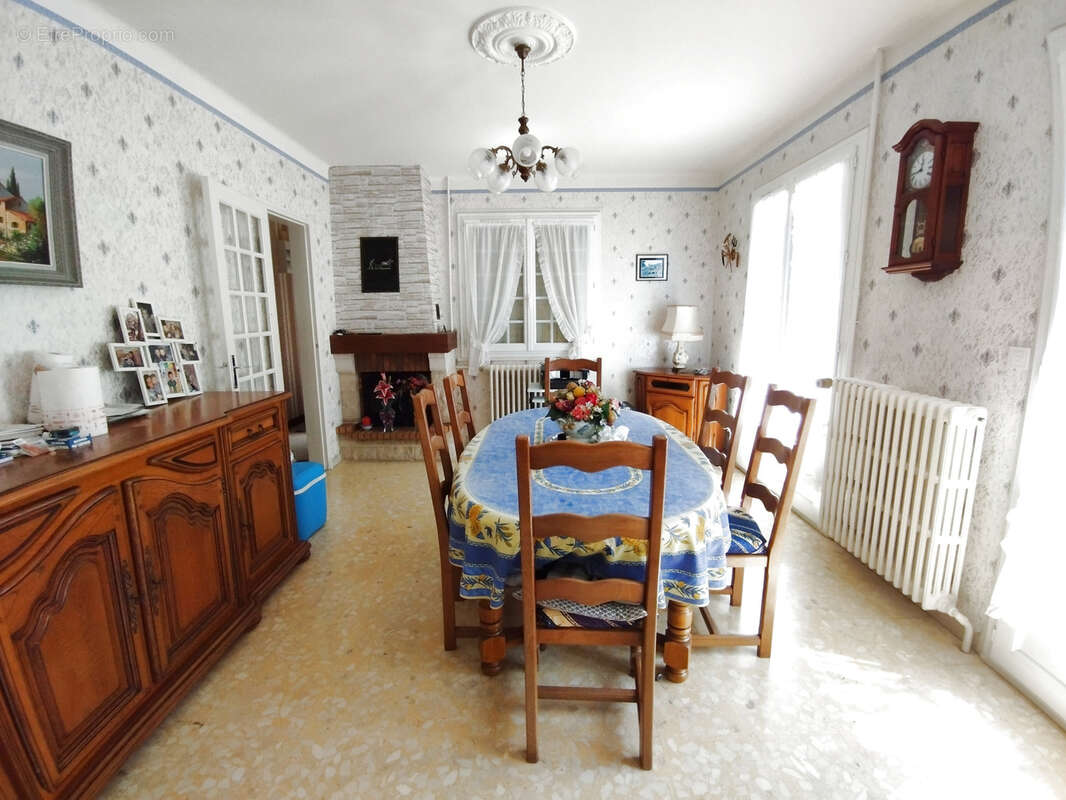 Maison à CLOYES-SUR-LE-LOIR