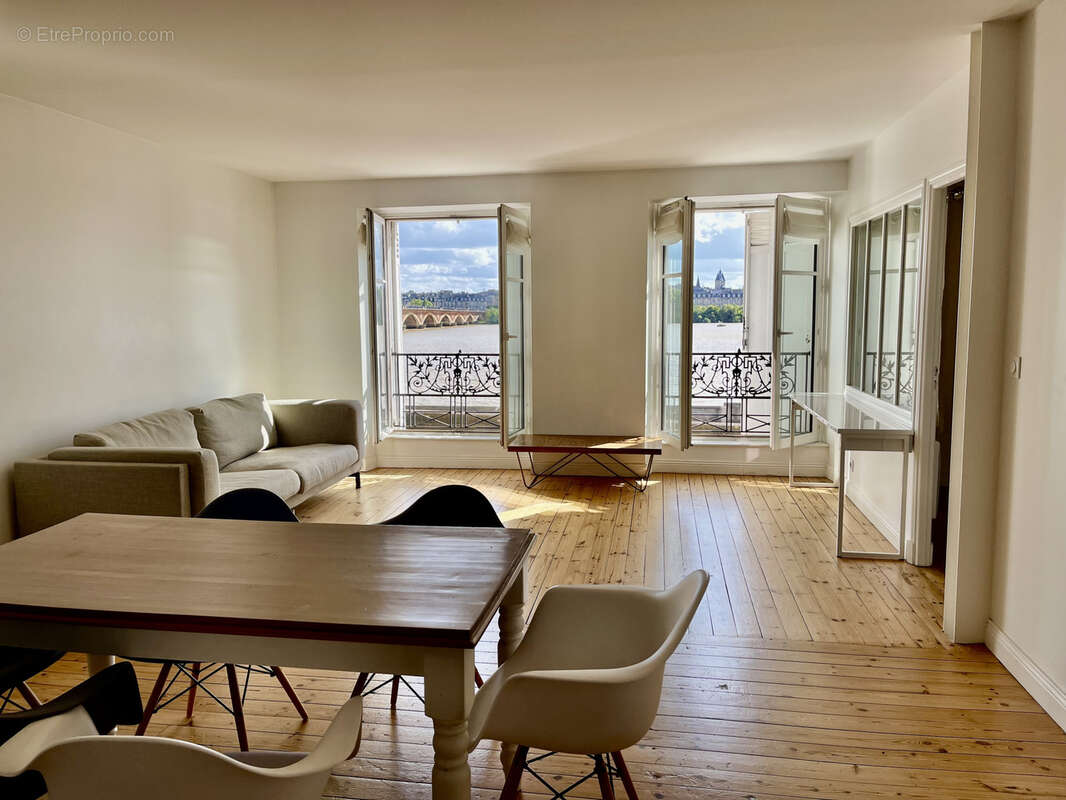 Appartement à BORDEAUX