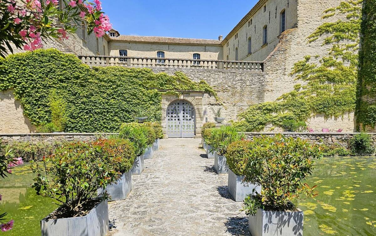 Appartement à LAUDUN-L&#039;ARDOISE