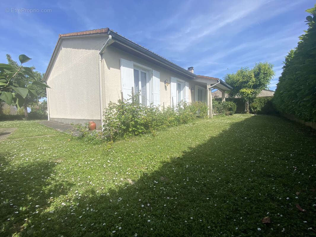 Maison à CASTELSARRASIN