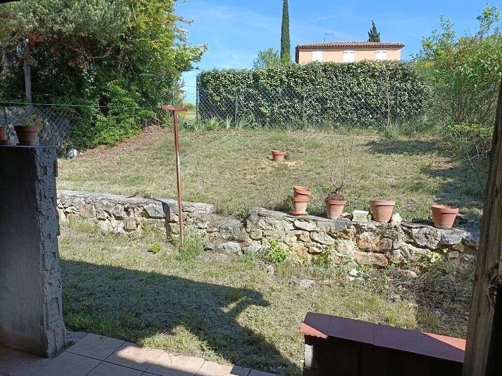 Maison à ARTIGNOSC-SUR-VERDON